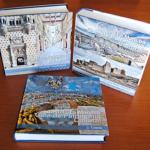 Imagen de los tres volúmenes de la nueva Guía de Patrimonio de Castilla-La Mancha