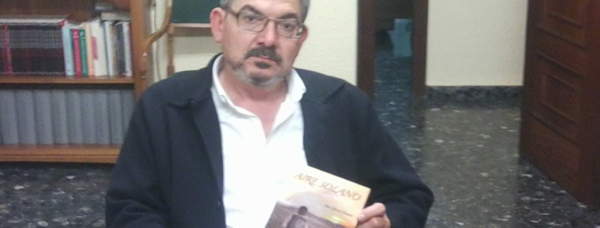 Juan García Montero presentando su libro, Aire Solano